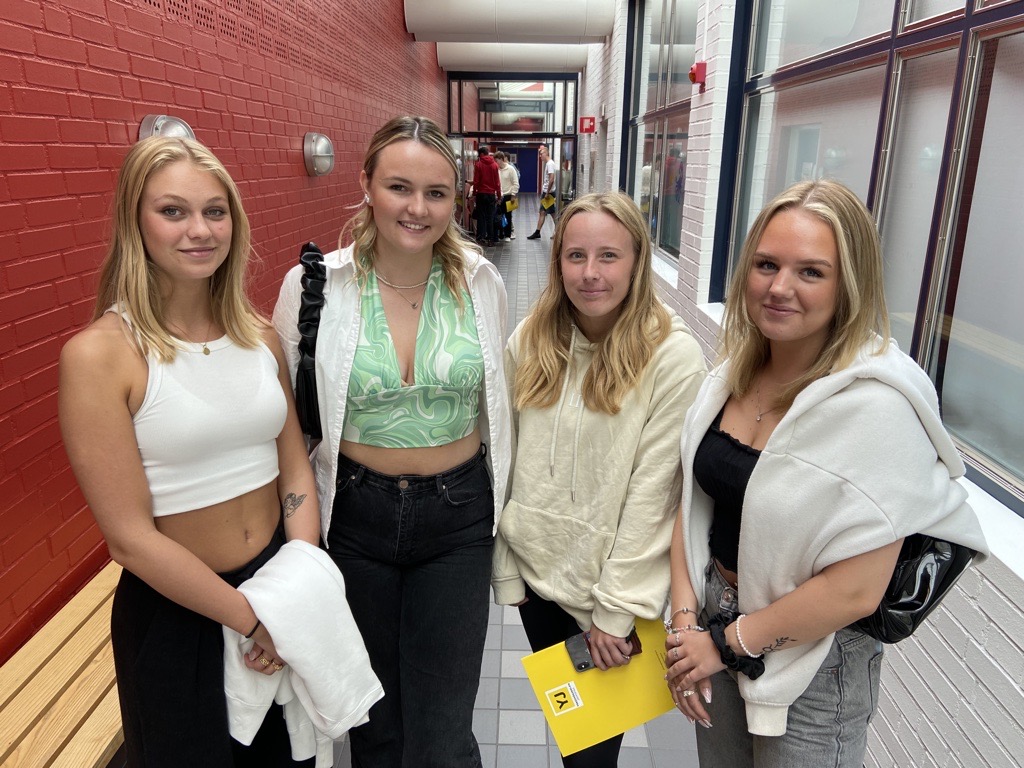 Alicia Leander, Beatrice Samuelsson, Ebba Philip och Ellen Larsson var några av teknikeleverna från ED som besökte JTH.